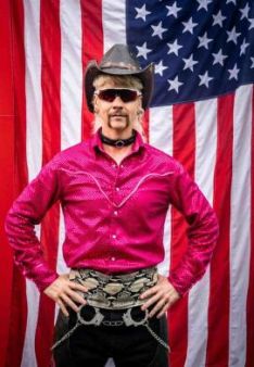 Joe vs Carole
